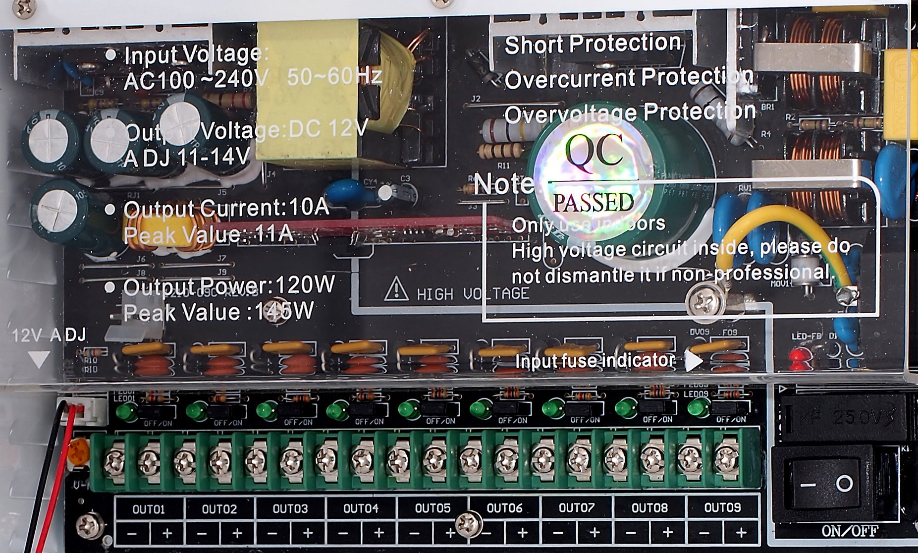  impulsní napájecí zdroj, 12V DC, 9 portů, 10A, nástěnný v instalační skříňce