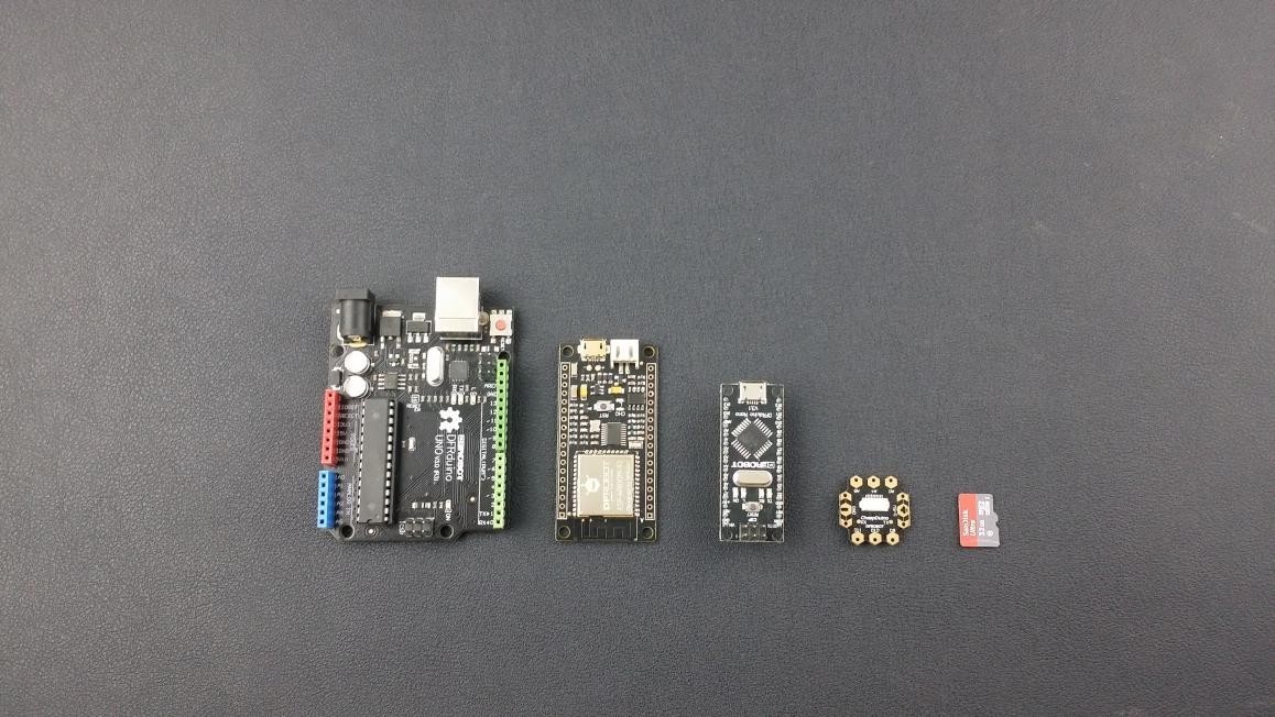 Micro kontrolér FireBeetle ESP8266 IOT (podporuje WiFi)